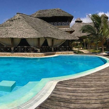 Mawe Resort Watamu Boutique Hotel Exterior photo