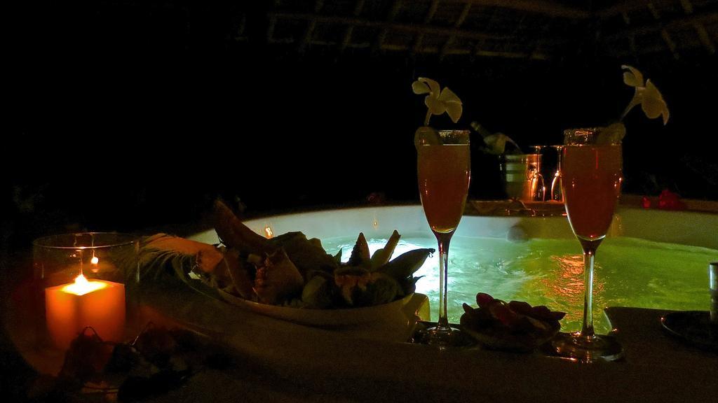 Mawe Resort Watamu Boutique Hotel Exterior photo