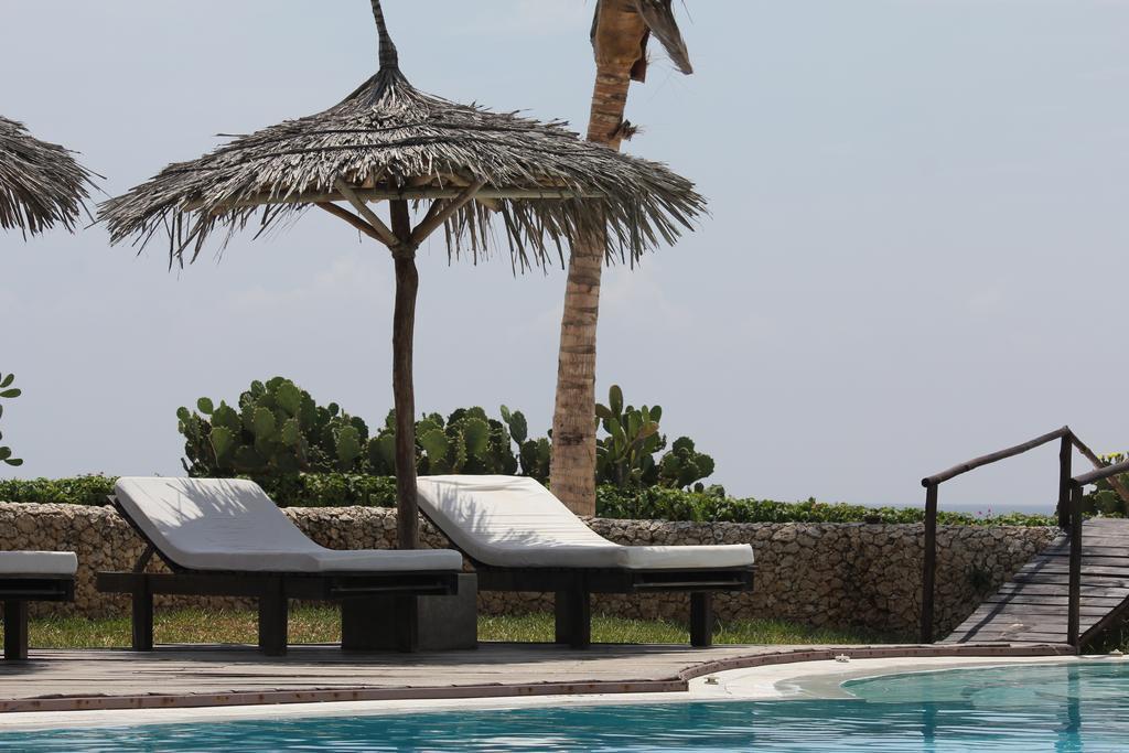 Mawe Resort Watamu Boutique Hotel Exterior photo