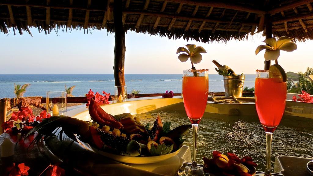 Mawe Resort Watamu Boutique Hotel Exterior photo