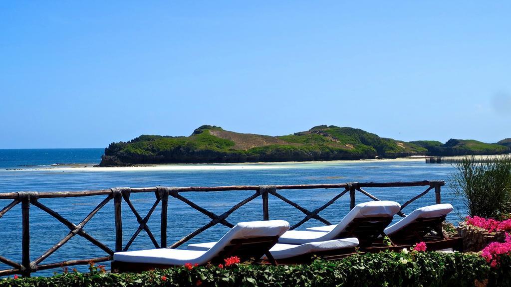 Mawe Resort Watamu Boutique Hotel Exterior photo