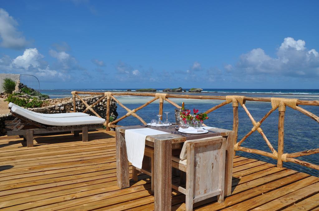 Mawe Resort Watamu Boutique Hotel Exterior photo