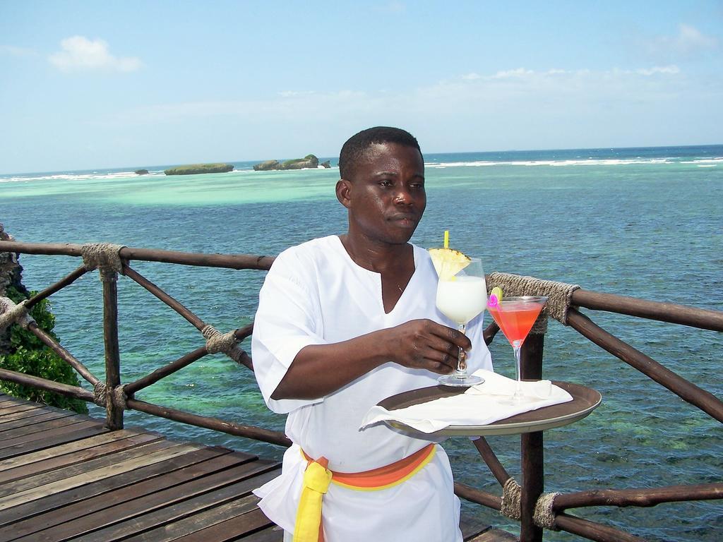 Mawe Resort Watamu Boutique Hotel Exterior photo