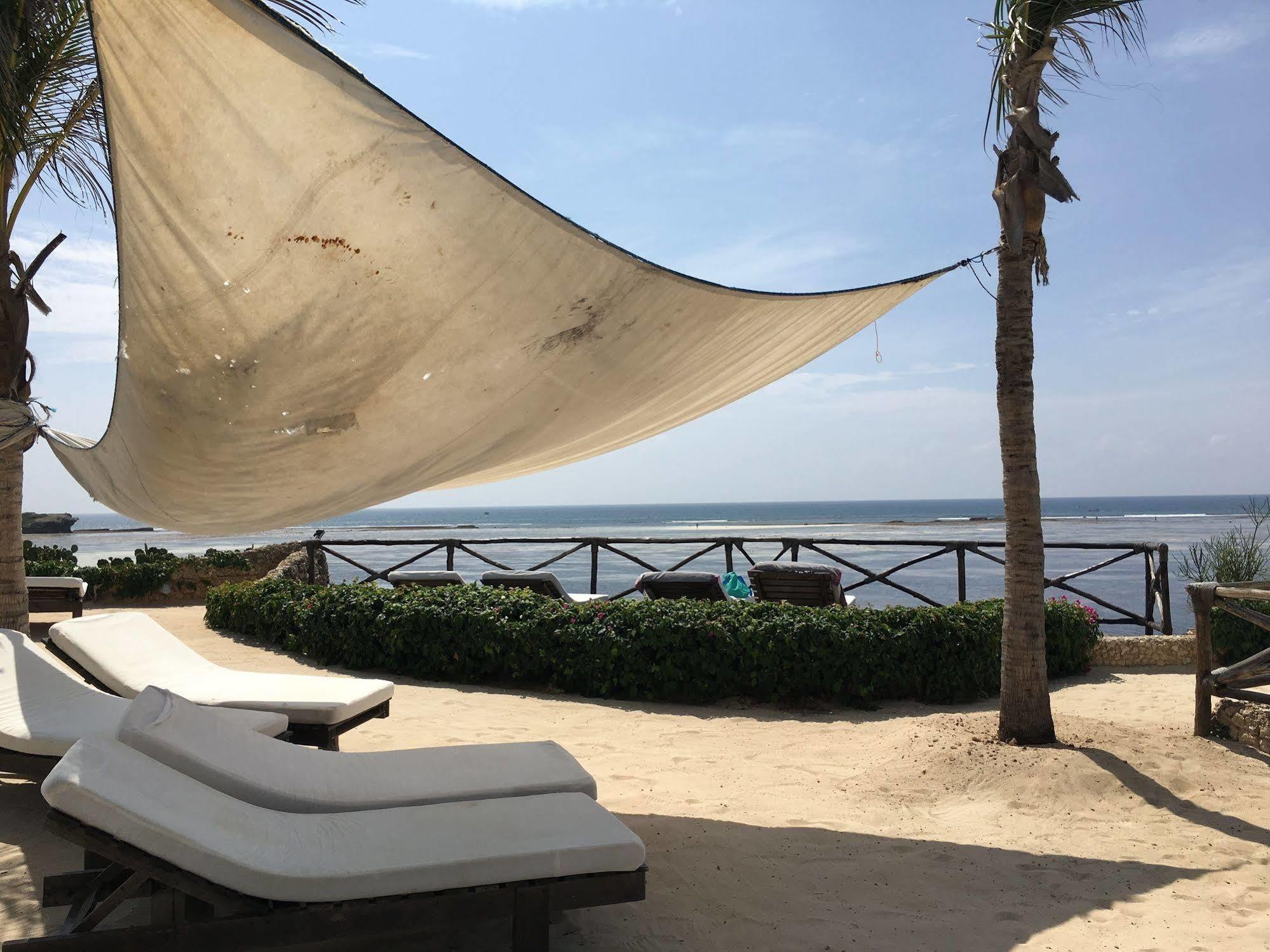 Mawe Resort Watamu Boutique Hotel Exterior photo